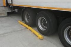 Ochranné-navaděče-na-kamiony-0003